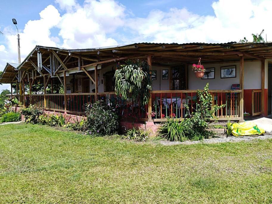 Finca En El Quindio Arrullo Cafetero Quimbaya Ngoại thất bức ảnh
